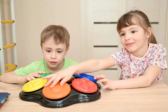 Полностью тактильный коммуникатор