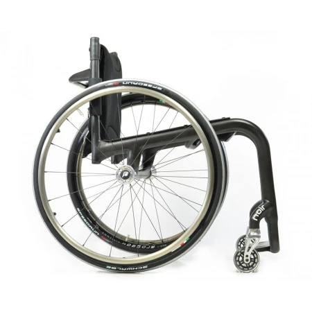 Кресло-коляска с ручным приводом активного типа Progeo Noir 2.0