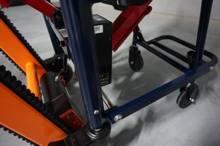 Гусеничный электроподъемник облегченный