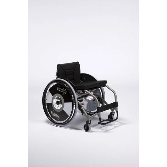 Кресло-коляска активная (спортивная) механическая с приводом от обода колеса Vermeiren Sagitta