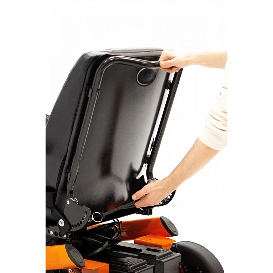 Кресло-коляска с электроприводом MET NOVA