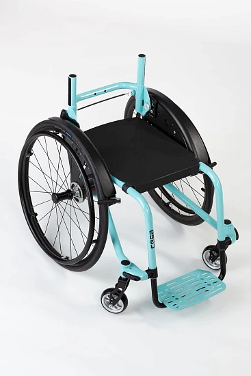 Инвалидное кресло-коляска активного типа для детей и подростков HOGGI CESA
