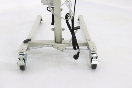 Подъемник электрический 320