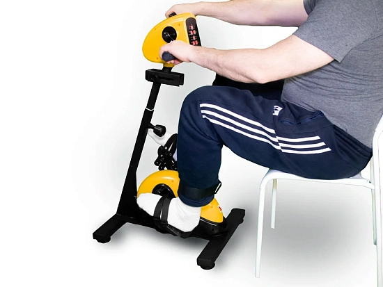 Велотренажер Комбомед (черный)