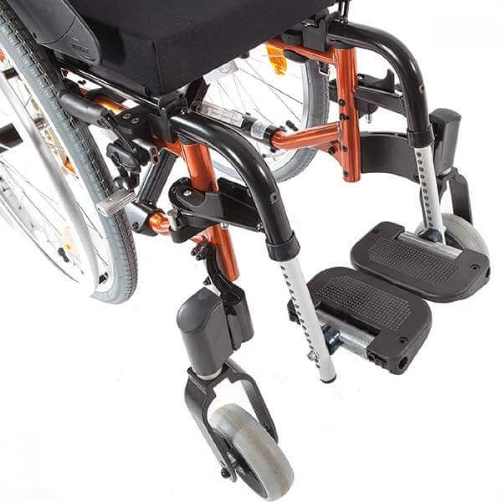 Кресло-коляска механическая Invacare Action 3 Junior