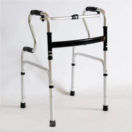 Лесенка для ванной комнаты KJT567