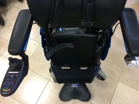 Кресло-коляска инвалидная электрическая Titan Deutschland LY-EB103-240 Angel