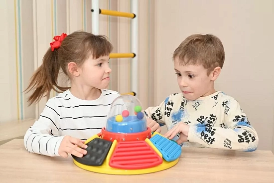 Игра «Текстурированная карусель»