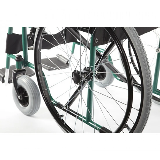 Кресло-коляска с фиксированными подлокотниками и подножками Barry B2 U (1618с0102spu)