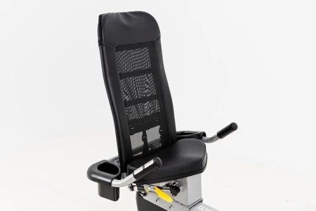 Реабилитационный горизонтальный велотренажер SPIRIT LR660