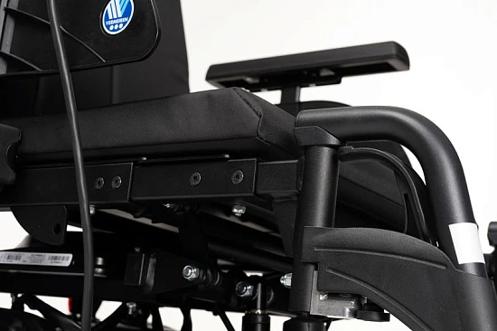 Кресло-коляска с электроприводом Rapido (компл Turios)