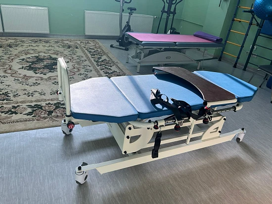 Кровать-вертикализатор Hercules с электрическим приводом