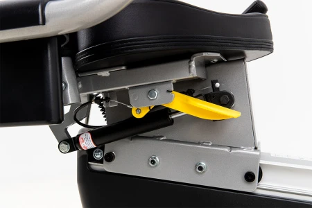 Реабилитационный горизонтальный велотренажер SPIRIT LR660